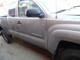 2005 Toyota Tacoma SR5 Gold Extended Cab 4.0L AT 4WD #Z23461